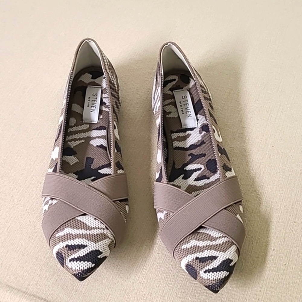 NWOT Steven New York Size 7.5 Woven Fabric Shoes